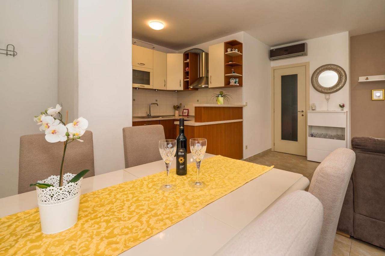 Luxury 1 Bedroom App Center&Balcony Free Parking Spalato Esterno foto